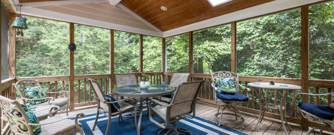 Exploring the Best Restaurants Listed on Cryan’s Tavern